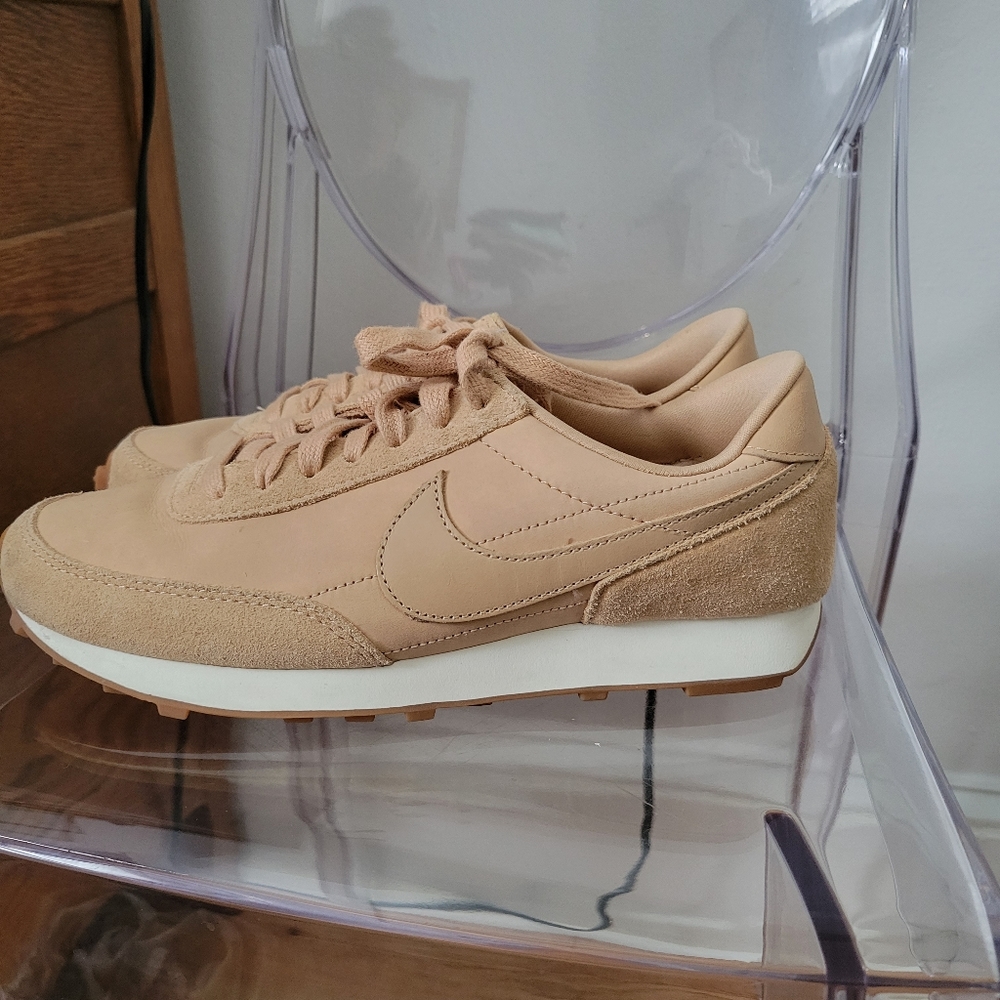 Nike Daybreak Premium